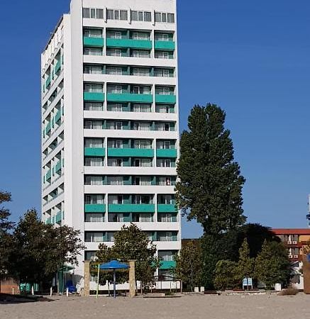 Hotel Riviera Мамая Экстерьер фото