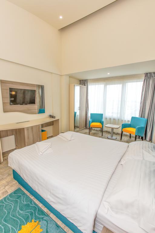 Hotel Riviera Мамая Экстерьер фото